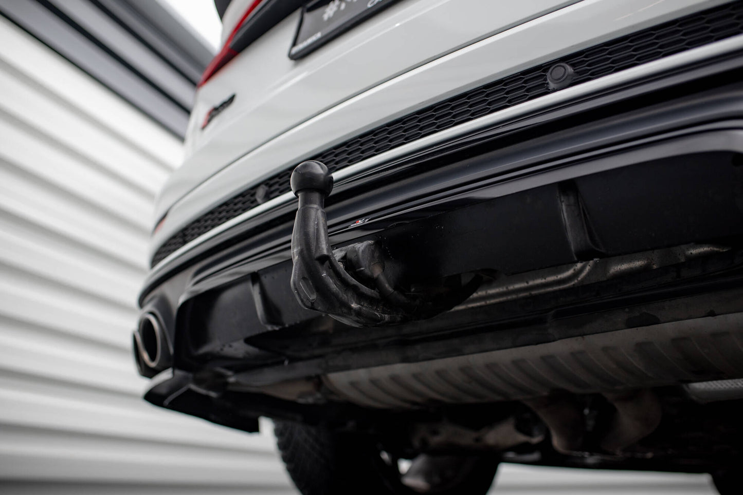Maxton Mittlerer Diffusor Heck Ansatz DTM Look für Audi SQ8 Mk1 schwarz Hochglanz
