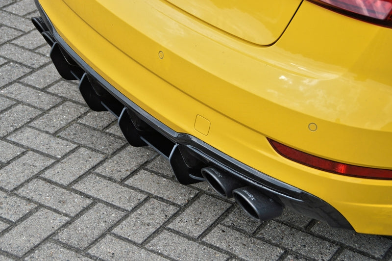 Gefräster Heckansatz Audi A3, 8V, S-Line + S3, Limousine Schwarz Glanz