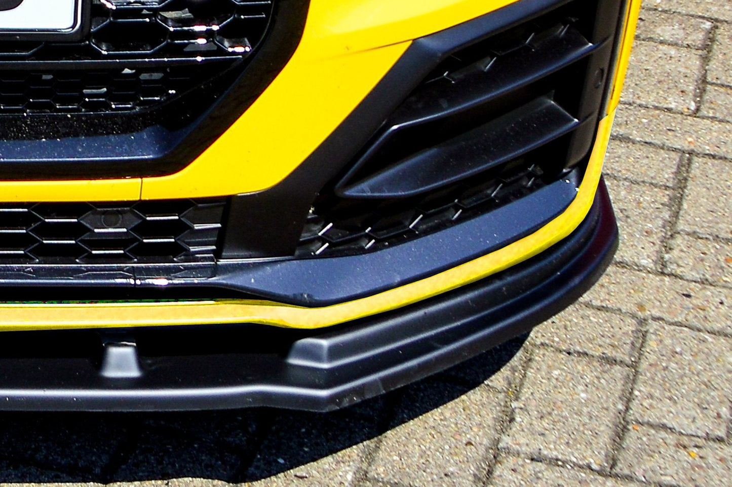 CUP Frontspoilerlippe ABS Audi Q2 GA, MK1 Sport Bj.: 2016-2020 Carbon