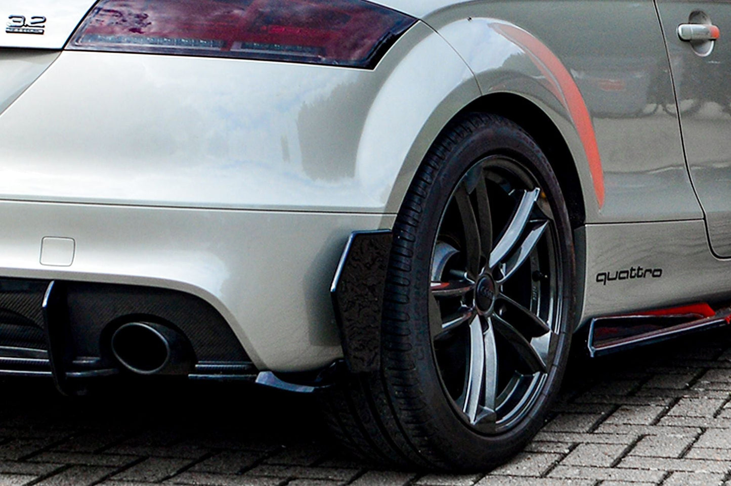 Hintere Seiten Flaps/Flicks Audi TT 8J S-Line Ab Bj.: 2006-2014 Schwarz Glanz