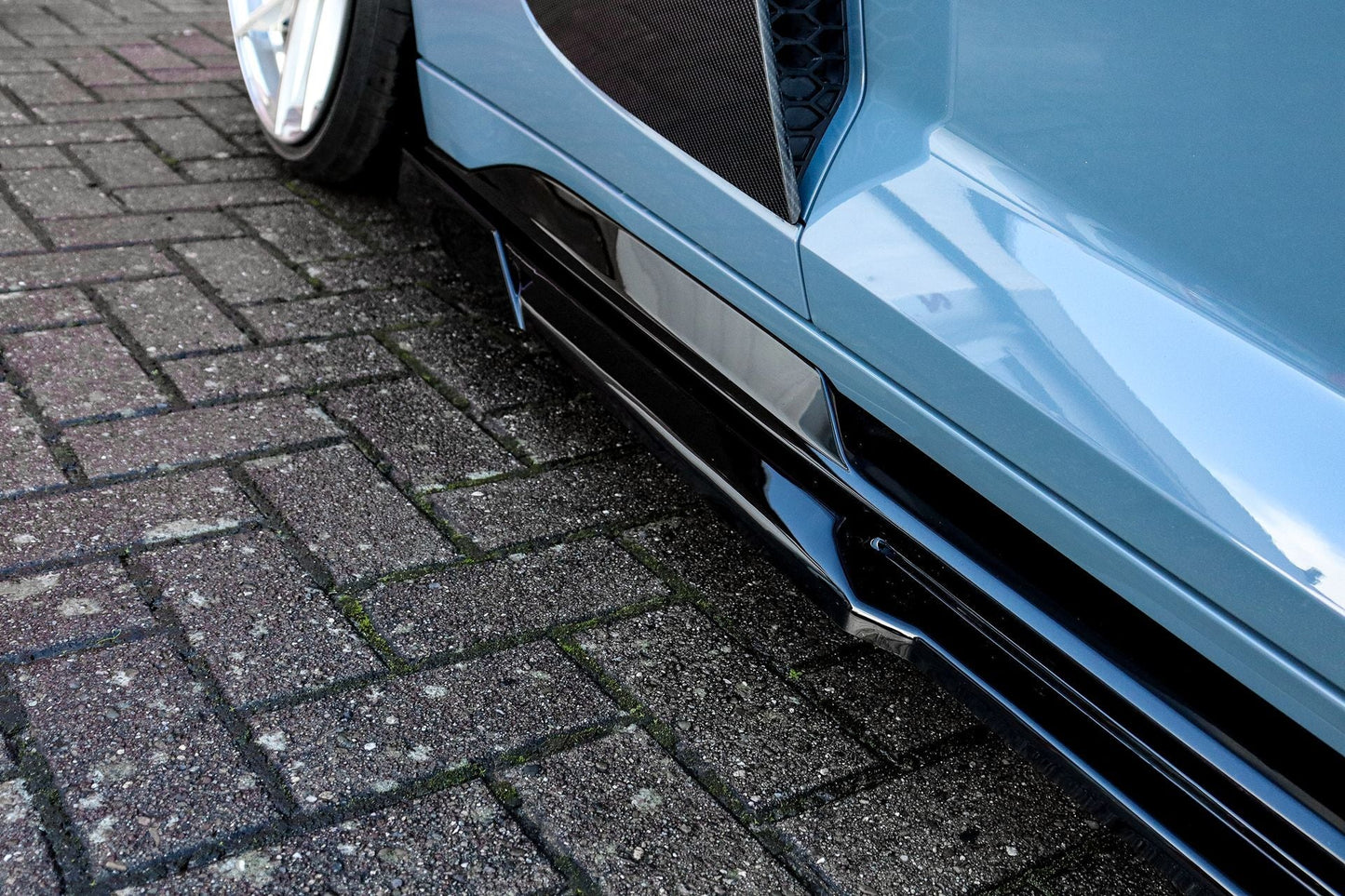 CUP Seitenschwellersatz Wing Audi R8, 4S Coupe + Roadster Schwarz Glanz