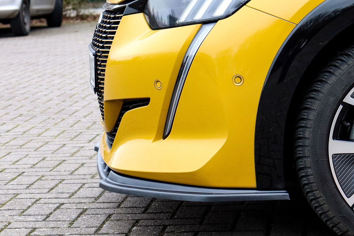 CUP Frontspoilerlippe ABS Peugeot 208 + e208 ,GT, GT-Line Schwarz Glanz