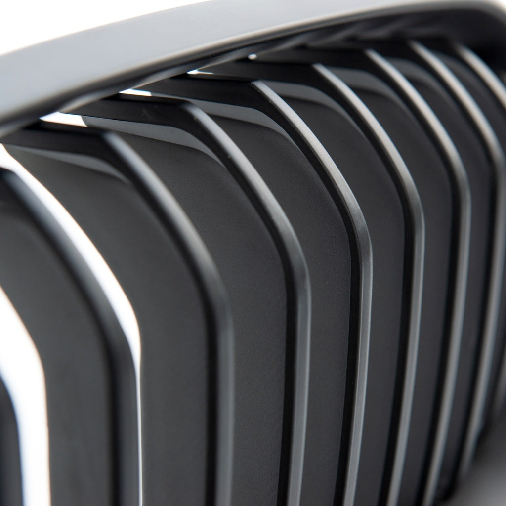 Sport Kühlergrill Single Line Matt Schwarz für BMW 1 F20 F21 Facelift 2015-2019