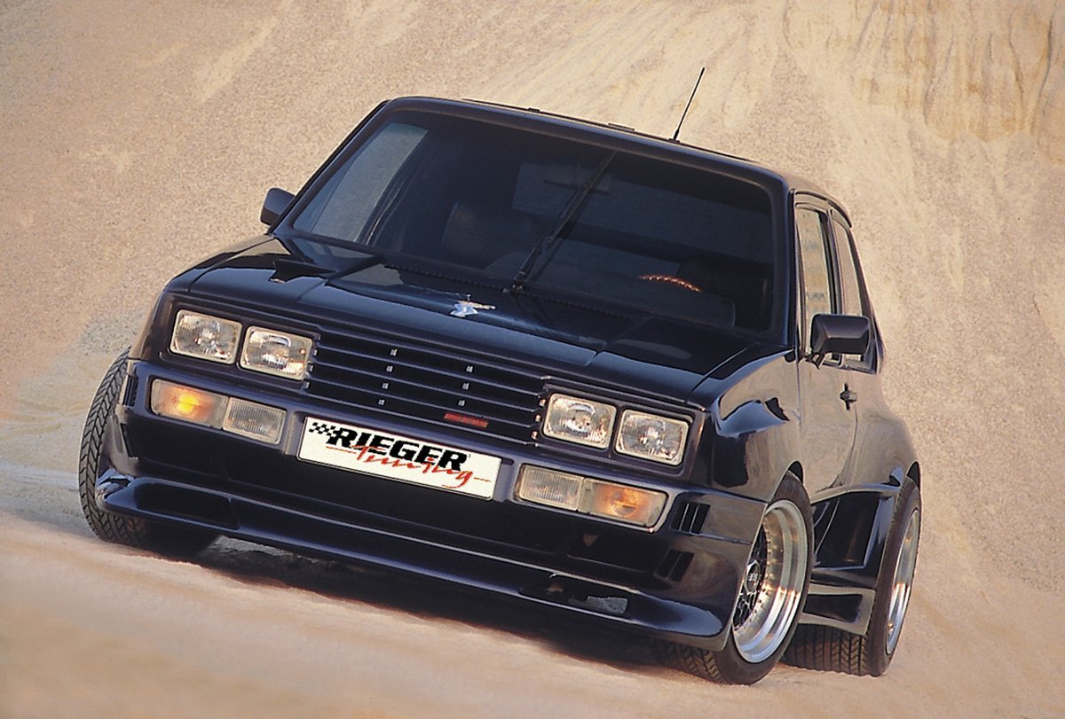 VW Golf 1 Rieger Spoilerstoßstange Breitbau II GFK,
Montagezubehör