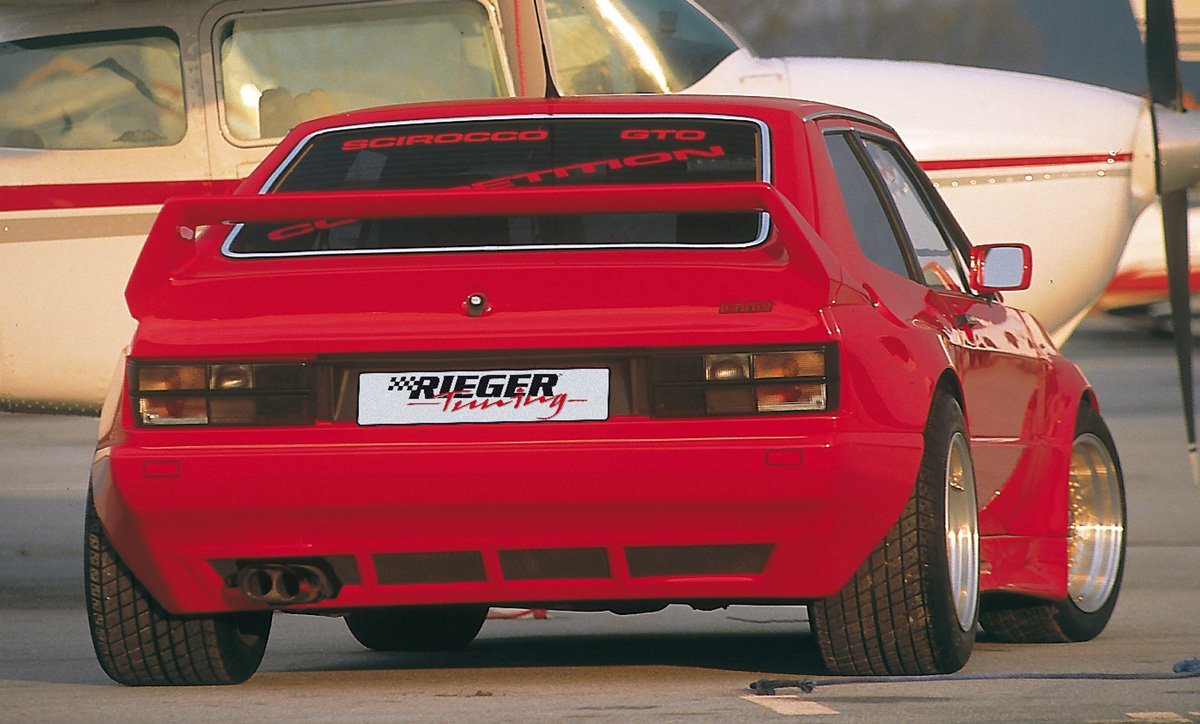 VW Scirocco 1 Rieger Heckschürze Breitbau II GFK,
Kunststoffgitter