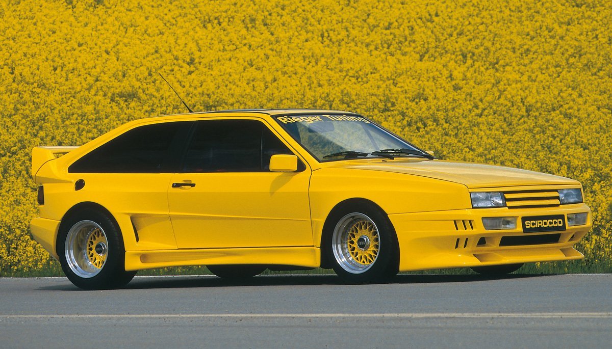 VW Scirocco 2 Rieger Heckschürze Breitbau II GFK,
Montagezubehör