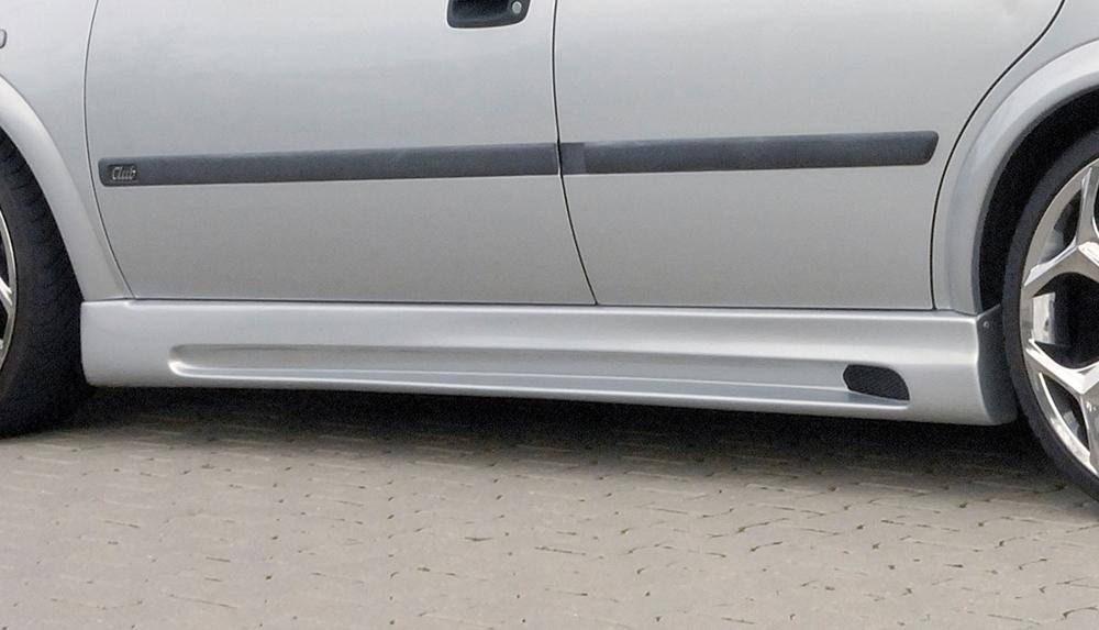 Opel Astra G Rieger Seitenschweller rechts, mit Schacht, mit Ausschnitt, ABS,
inkl. Alugitter, Gutachten, Montagezubehör
