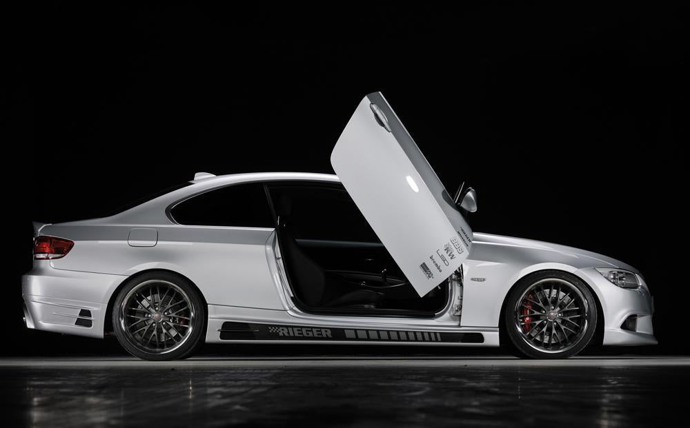 BMW 3er E92 Rieger Spoilerstoßstange ABS, für Fzg. mit Einparkhilfe (PDC),
inkl. Alugitter, Montagezubehör, ABE