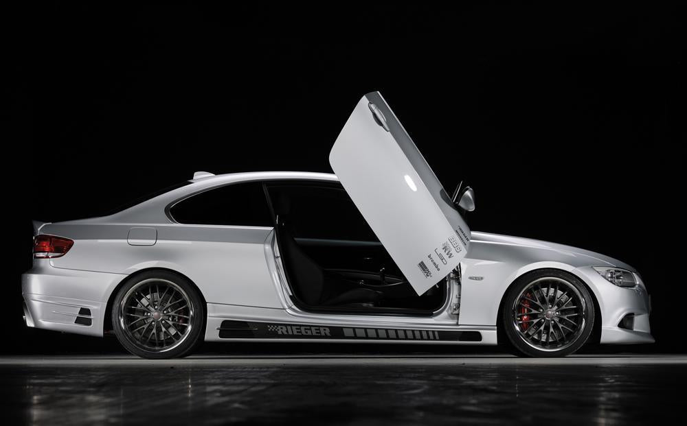 BMW 3er E92 Rieger Spoilerstoßstange ABS, für Fzg. mit Scheinwerferreinigungsanlage,
inkl. Alugitter, Montagezubehör, ABE