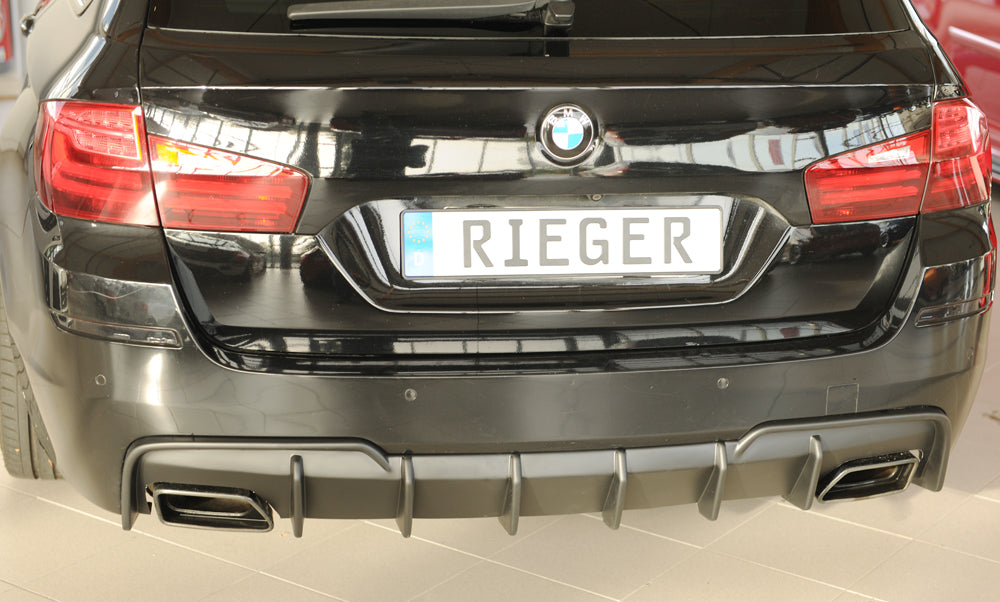BMW 5er F11 (5K) Rieger Heckeinsatz (für Fzg. mit AHK) für orig. Endrohrblende li. u. re., (550i / 550i xDrive / M550d xD...