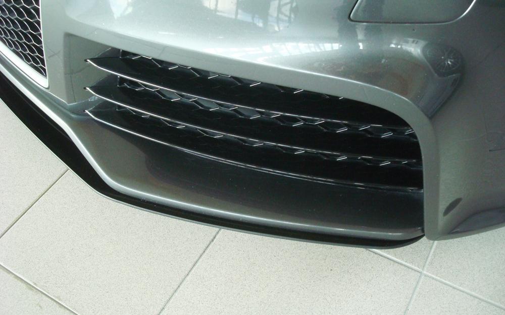 Audi TT RS (8J) Rieger Spoilerschwert für orig. Frontschürze Audi TT RS (8J) gerade Version, für orig. Frontschürze, ABS,
inkl. Montagezubehör, ABE