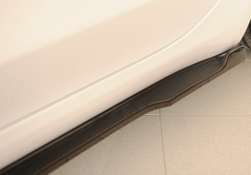 Tesla Model 3  (003) Rieger Seitenschwelleransatz links, für orig. Seitenschweller, ABS, schwarz glänzend, 
inkl. Montagez...