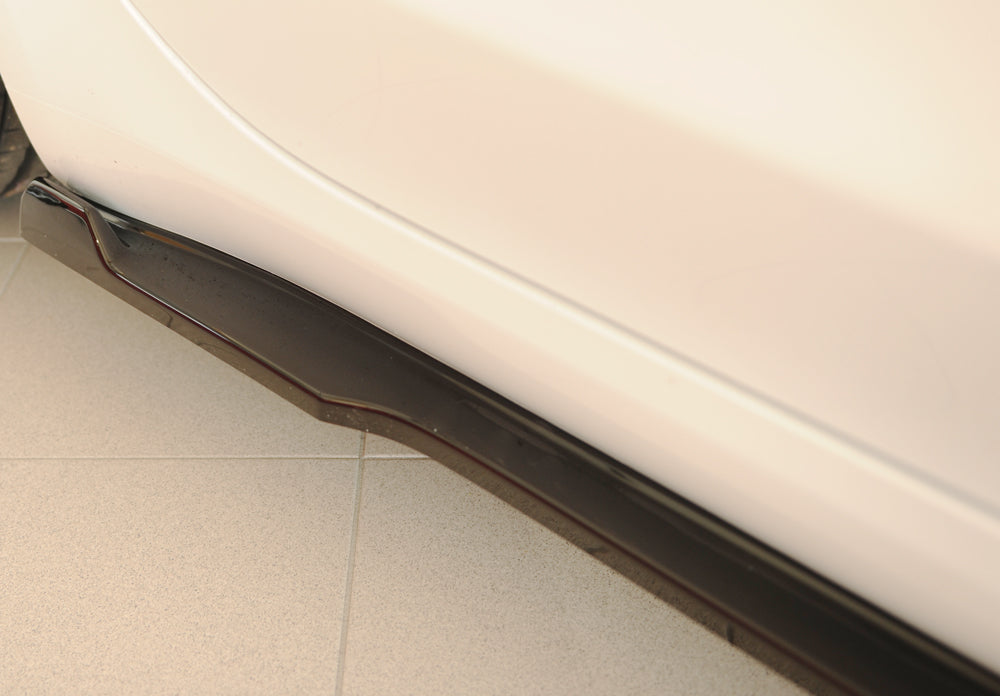 Tesla Model 3  (003) Rieger Seitenschwelleransatz rechts, für orig. Seitenschweller, ABS, schwarz glänzend, 
inkl. Montage...