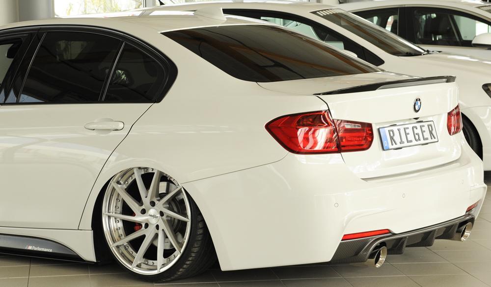 BMW 3er F30 (3L) Rieger Heckeinsatz nur für M-Paket-Heckschürze für orig. Endrohr li. u. re. (335i/340i Look), ABS, Carbon-Look, für Fzg. mit M-Technik,
inkl. Montagezubehör, Gutachten
