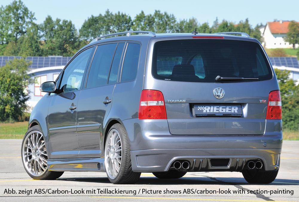 VW Touran (1T) Rieger Heckschürzenansatz für Doppelendrohr li. u. re., ABS, Carbon-Look,
inkl. Alugitter, Montagezubehör, Gutachten