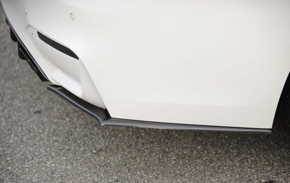 BMW 3er F80 M3 (M3) Carbon Heckschürzenansatz links BMW M4 F82/83 u. M3 F80, für orig. Heckschürze links, für orig. Heckschürze, Carbon,
inkl. Montagezubehör, Gutachten
