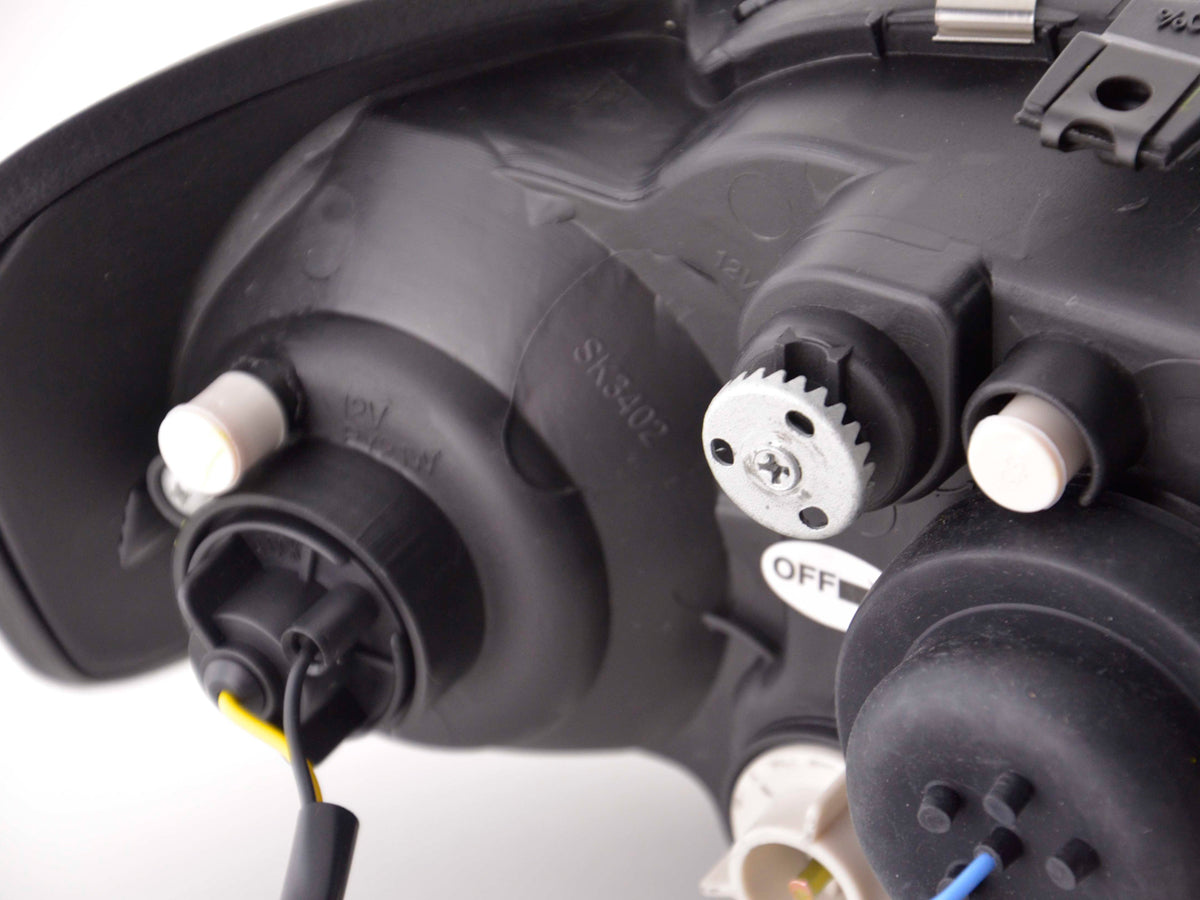 Scheinwerfer Set Daylight LED Tagfahrlicht Audi A3 Typ 8L Bj. 96-00 chrom