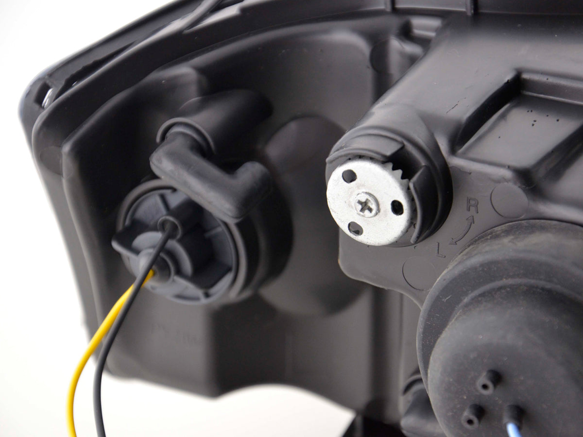 Scheinwerfer Set Daylight LED Tagfahrlicht Audi A6 4B Bj. 01-03 chrom