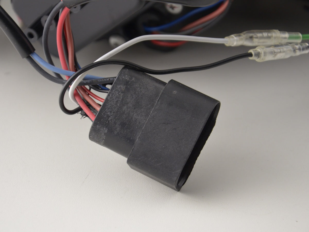 Scheinwerfer Set gebraucht Daylight LED TFL-Optik Audi TT Typ 8N Bj. 99-06 schwarz für Rechtslenker