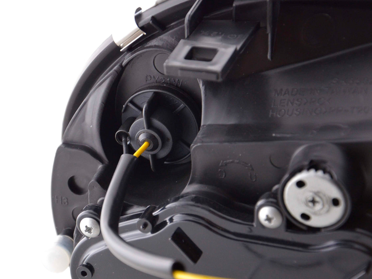 Scheinwerfer Set Daylight LED TFL-Optik VW Golf 4 Typ 1J Bj. 98-03 chrom