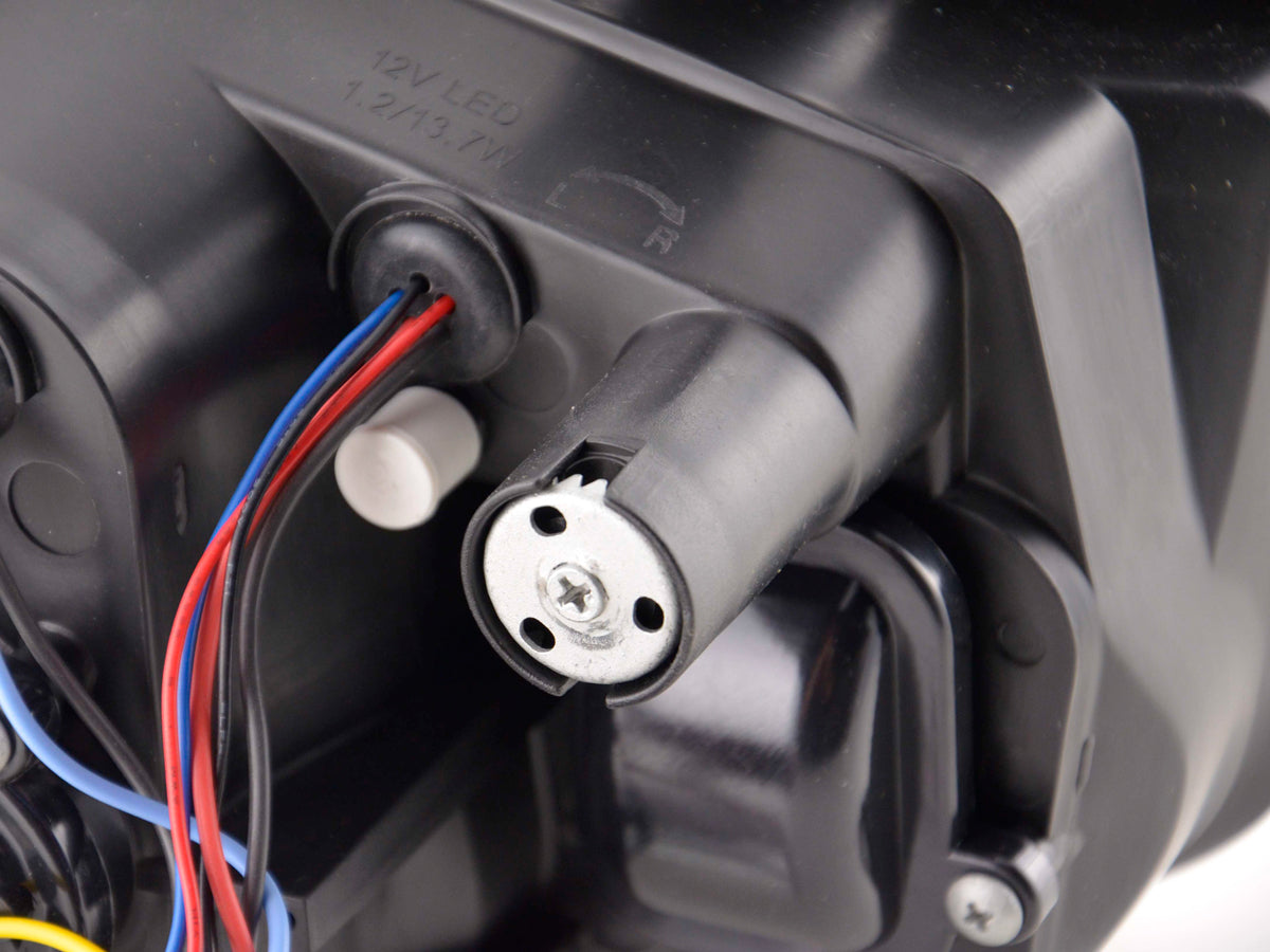 Scheinwerfer Set Daylight LED Tagfahrlicht VW Golf 4 Bj. 97-03 chrom