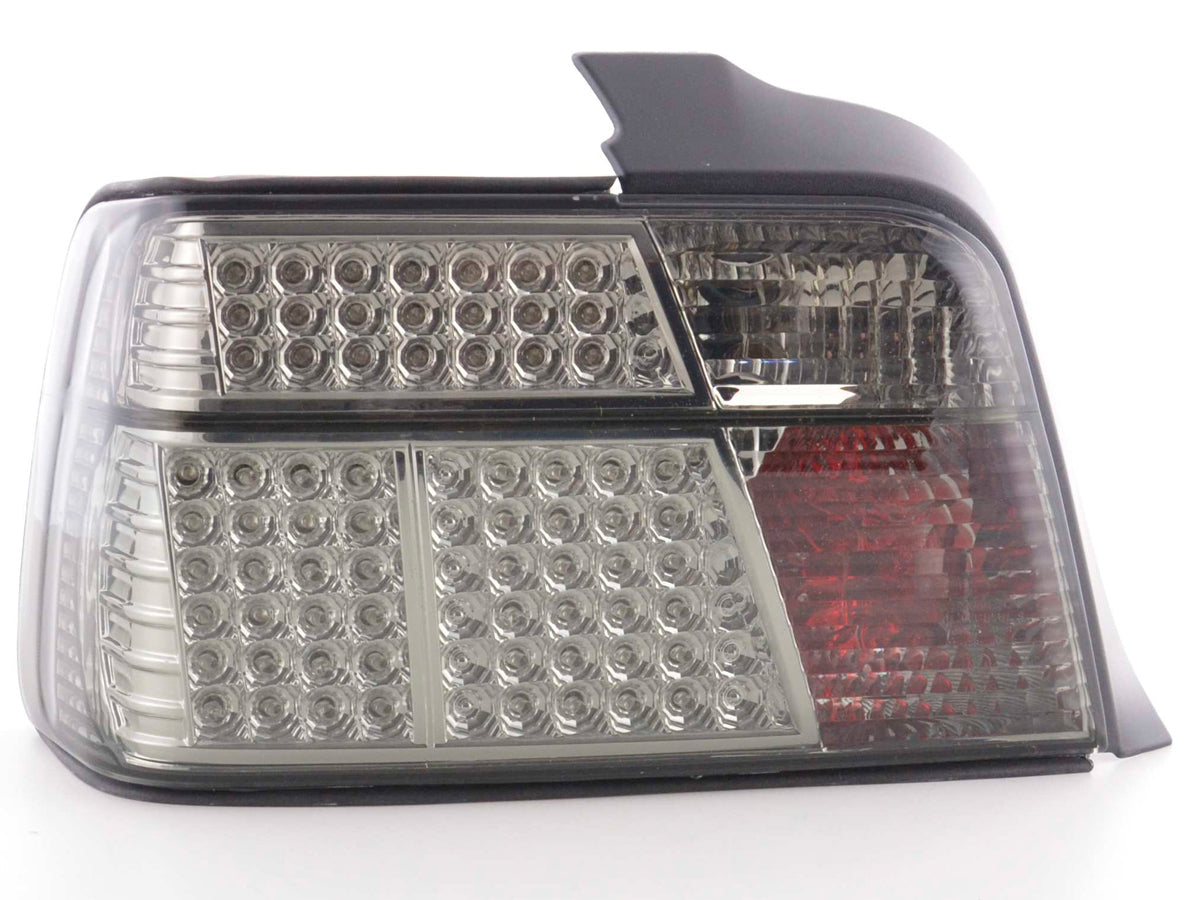 Rückleuchte LED Set gebraucht BMW 3er Limo Typ E36 Bj. 91-98 schwarz/rot