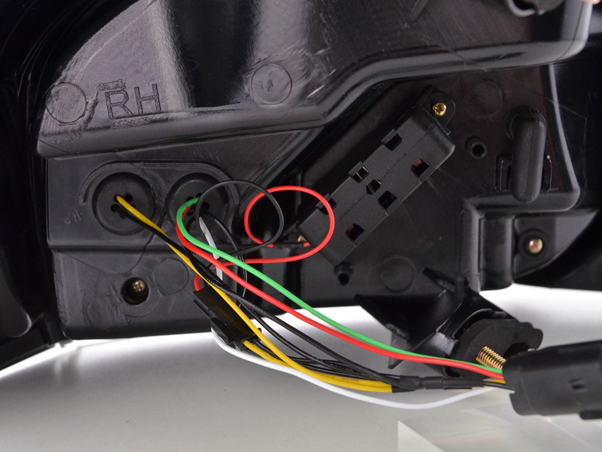 LED Rückleuchten Ford Focus 3 5-Türer Schrägheck Bj. 14-18 schwarz