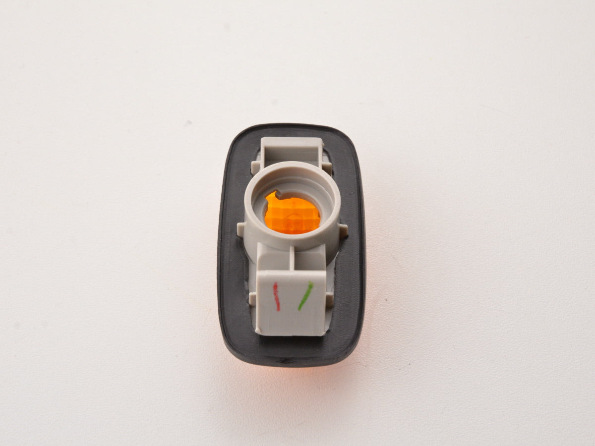 Verschleißteile Seitenblinker Nissan Primera Bj. 96