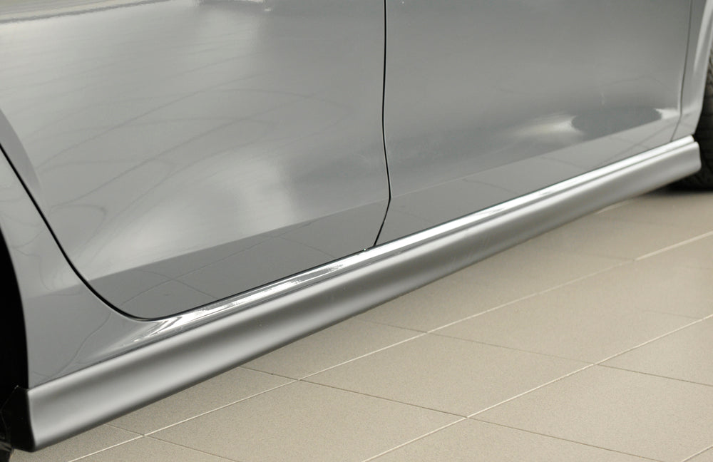 VW Golf 8 Rieger Seitenschweller (XS)  rechts, ABS, 
inkl. Montagezubehör, Gutachten