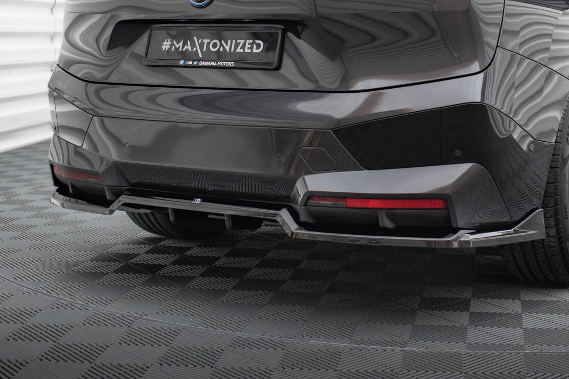 Maxton Mittlerer Diffusor Heck Ansatz DTM Look für BMW iX M-Paket i20 schwarz Hochglanz
