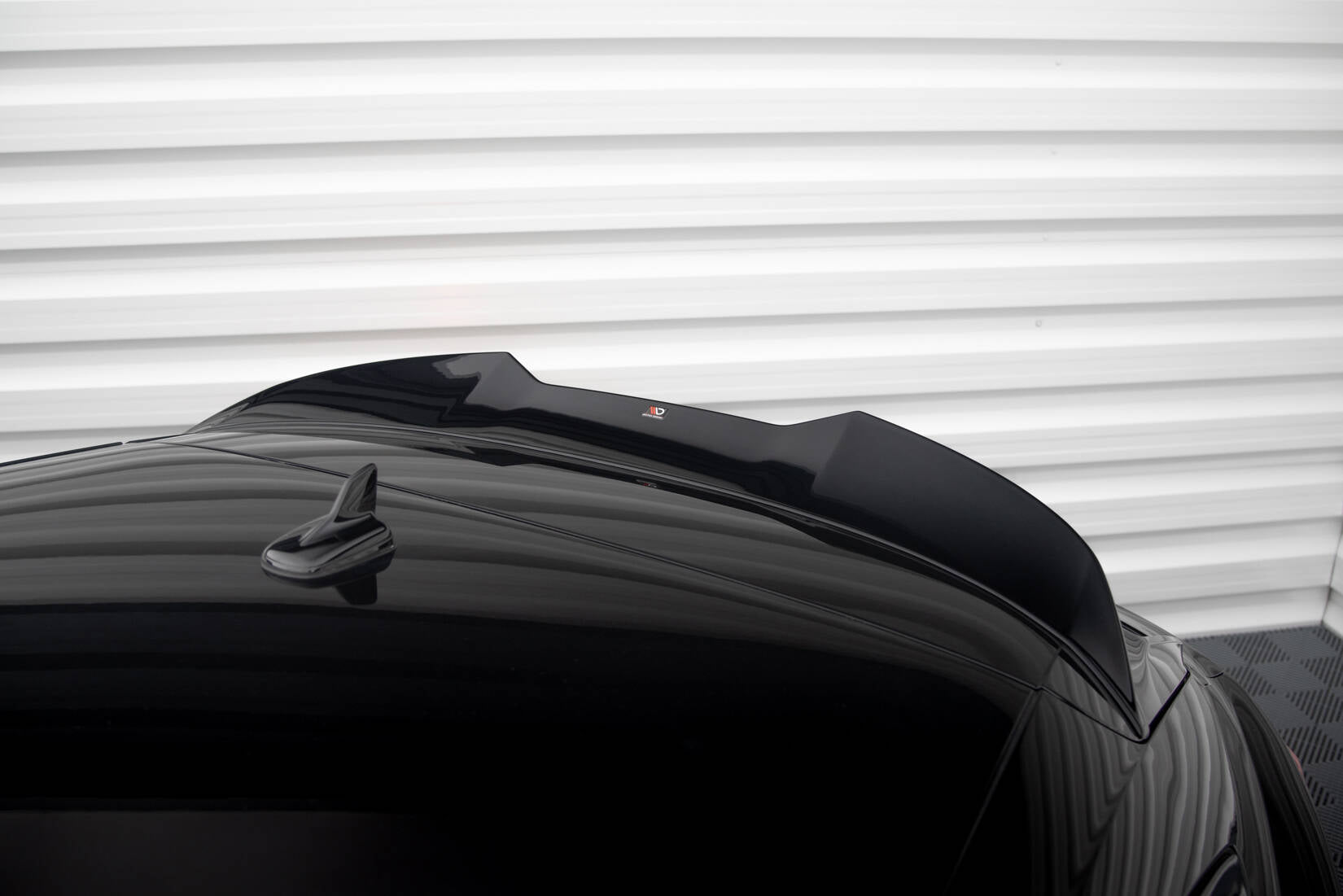 Maxton Spoiler CAP für 3D Audi Q3 Sportback F3 schwarz Hochglanz