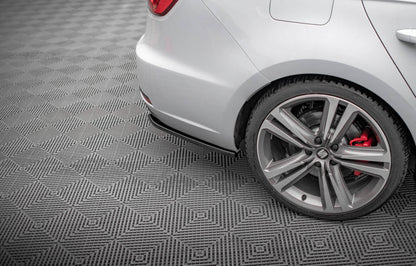 Maxton Heck Ansatz Flaps Diffusor V.1 für Seat Leon Cupra Sportstourer Mk3 schwarz Hochglanz