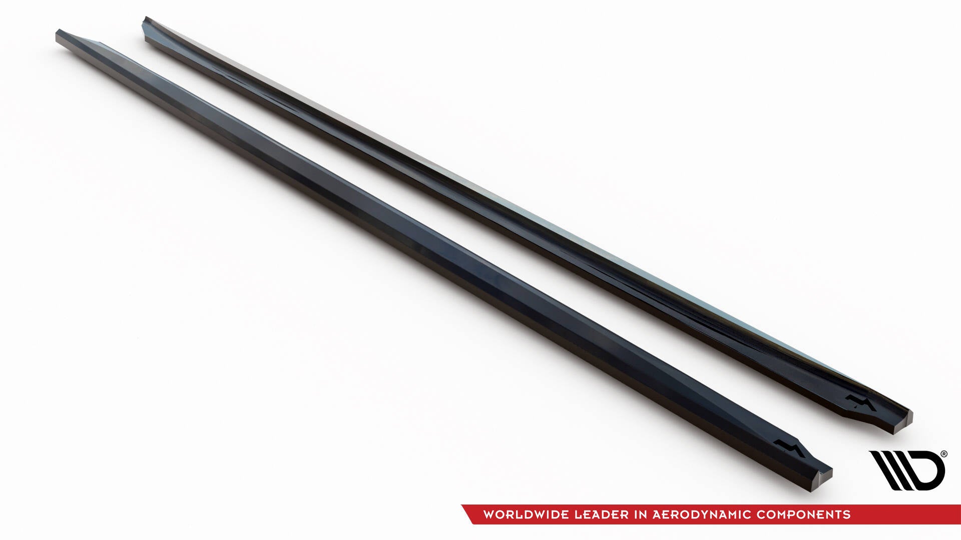 Maxton Seitenschweller Ansatz für BMW 5er G30 / G31 Facelift schwarz Hochglanz