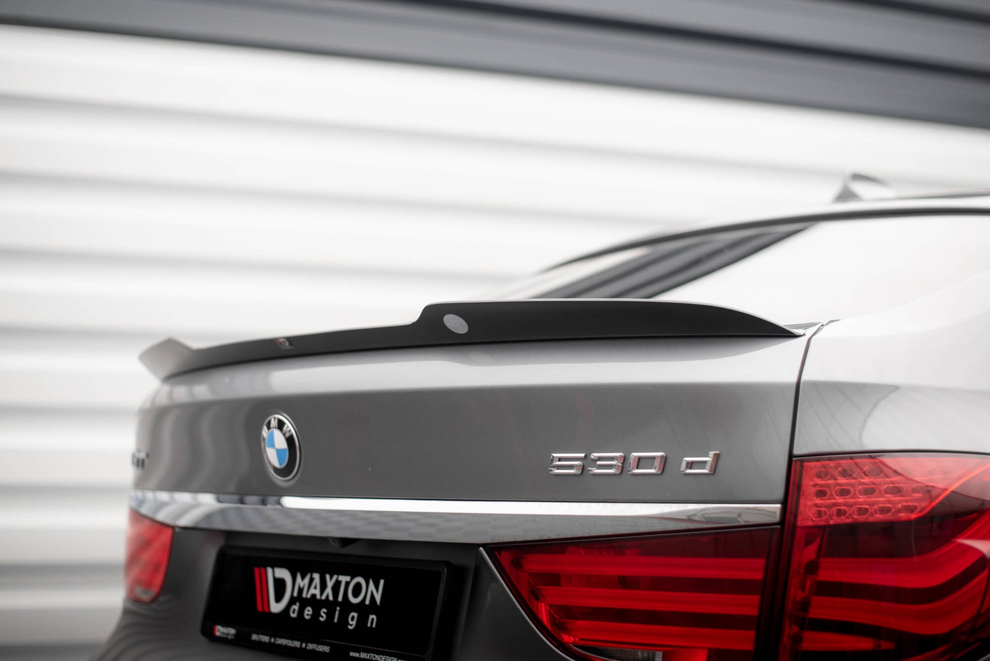 Maxton Spoiler CAP für BMW 5er GT M-Paket F07 schwarz Hochglanz