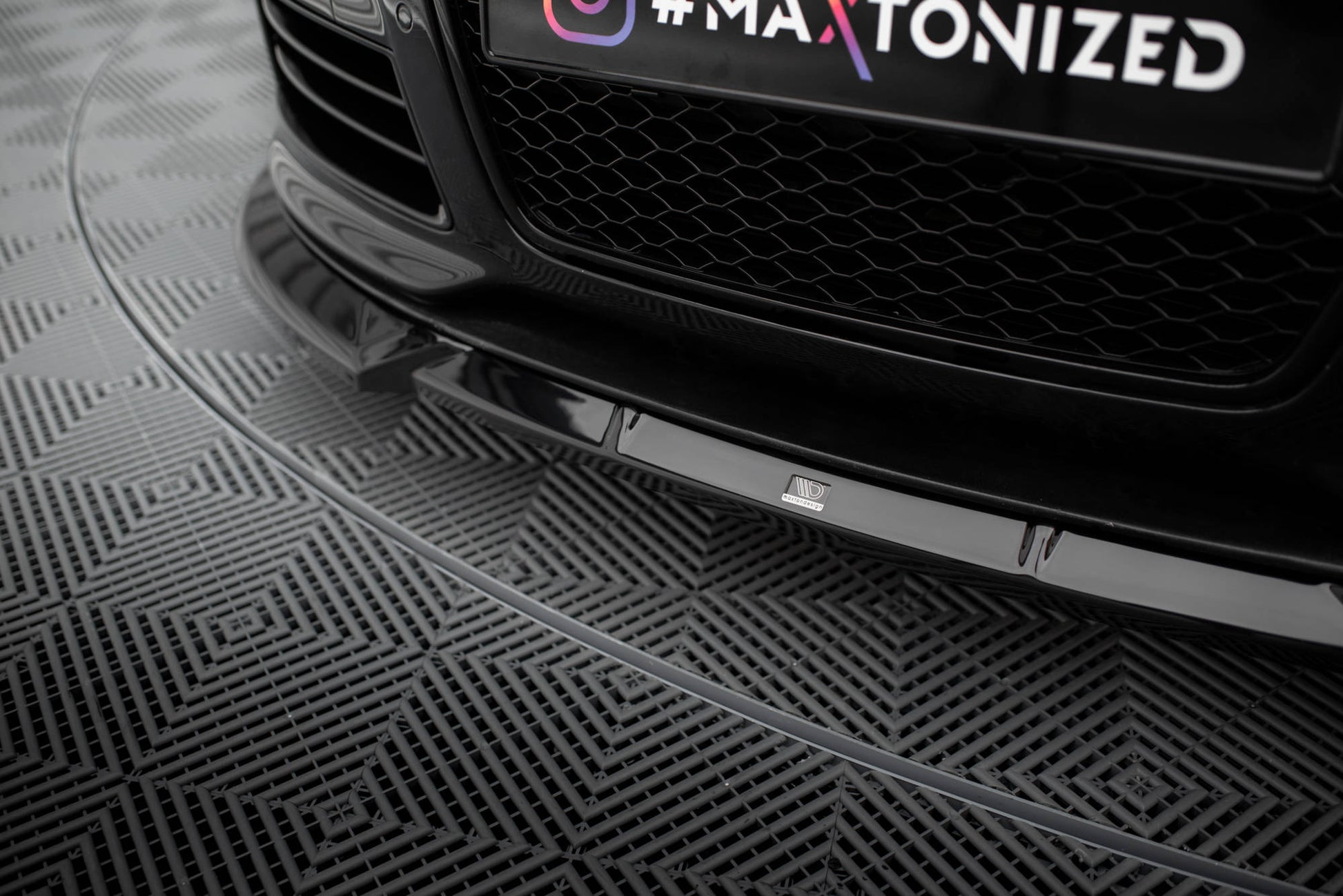 Maxton Front Ansatz V.2 für Audi RS6 Avant C6 schwarz Hochglanz
