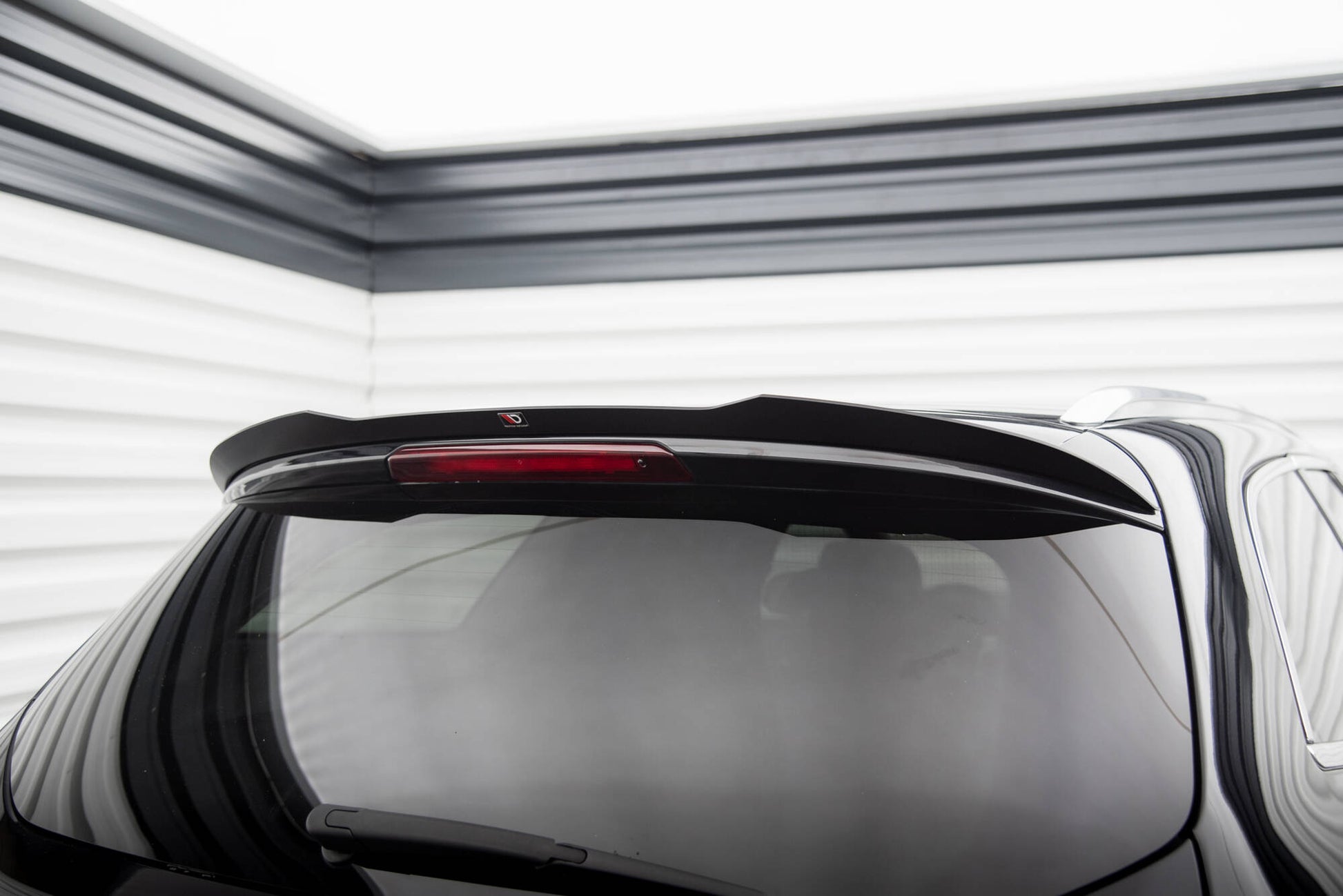 Maxton Spoiler CAP für Ford Mondeo Kombi ST-Line Mk4 Facelift schwarz Hochglanz