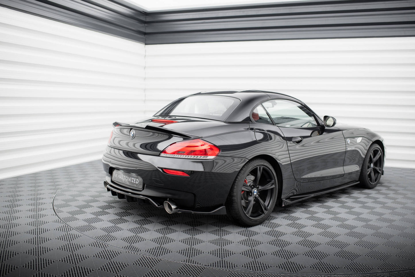 Maxton Mittlerer Diffusor Heck Ansatz DTM Look für BMW Z4 M-Paket E89 Facelift schwarz Hochglanz