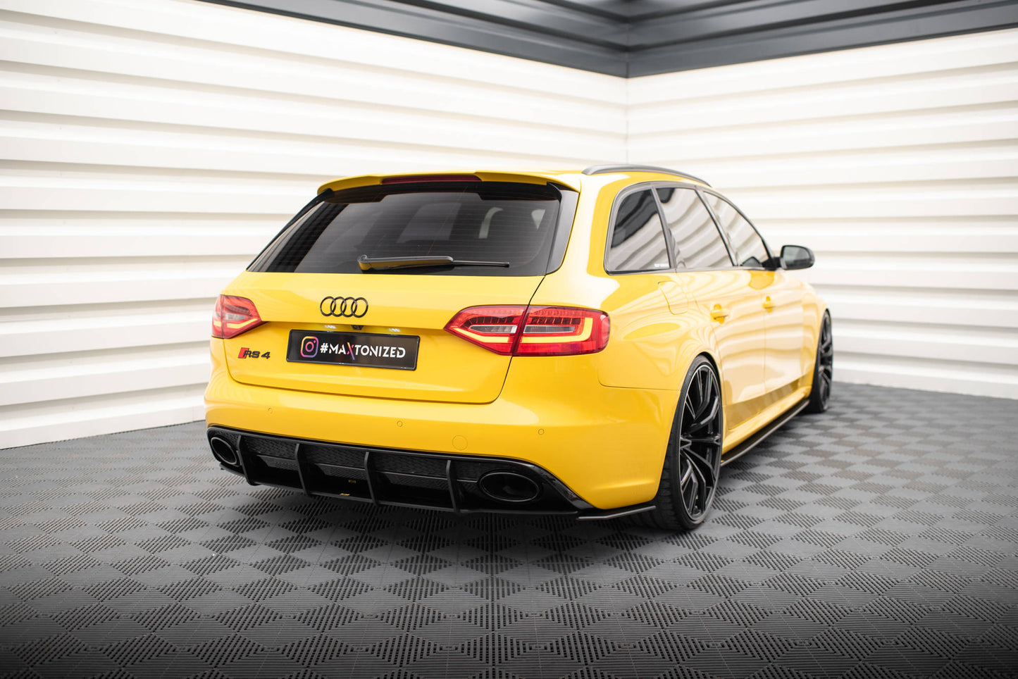 Maxton Street Pro Heckschürze für Audi RS4 B8