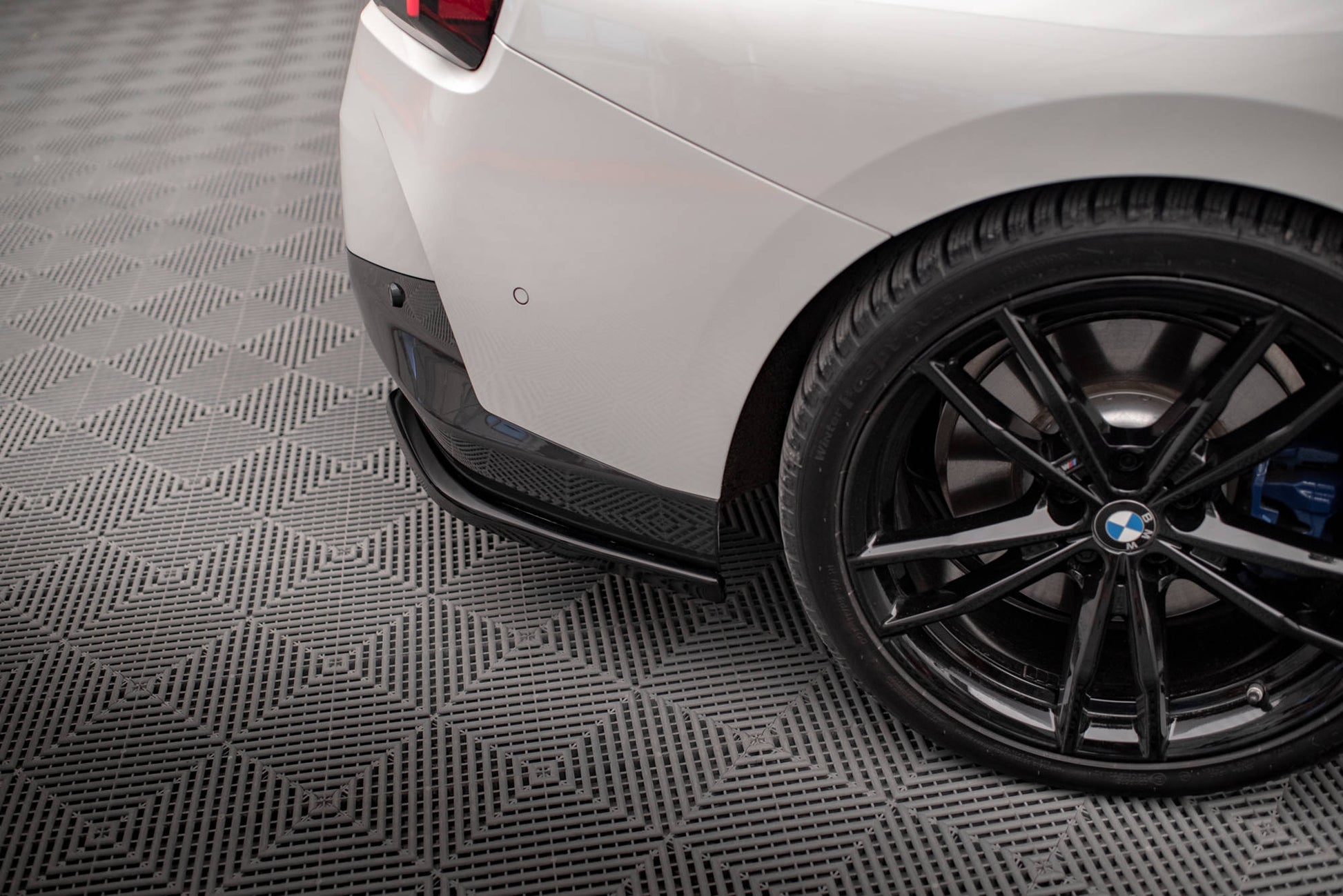 Maxton Heck Ansatz Flaps Diffusor V.2 für BMW 2 Coupe M-Paket G42 schwarz Hochglanz