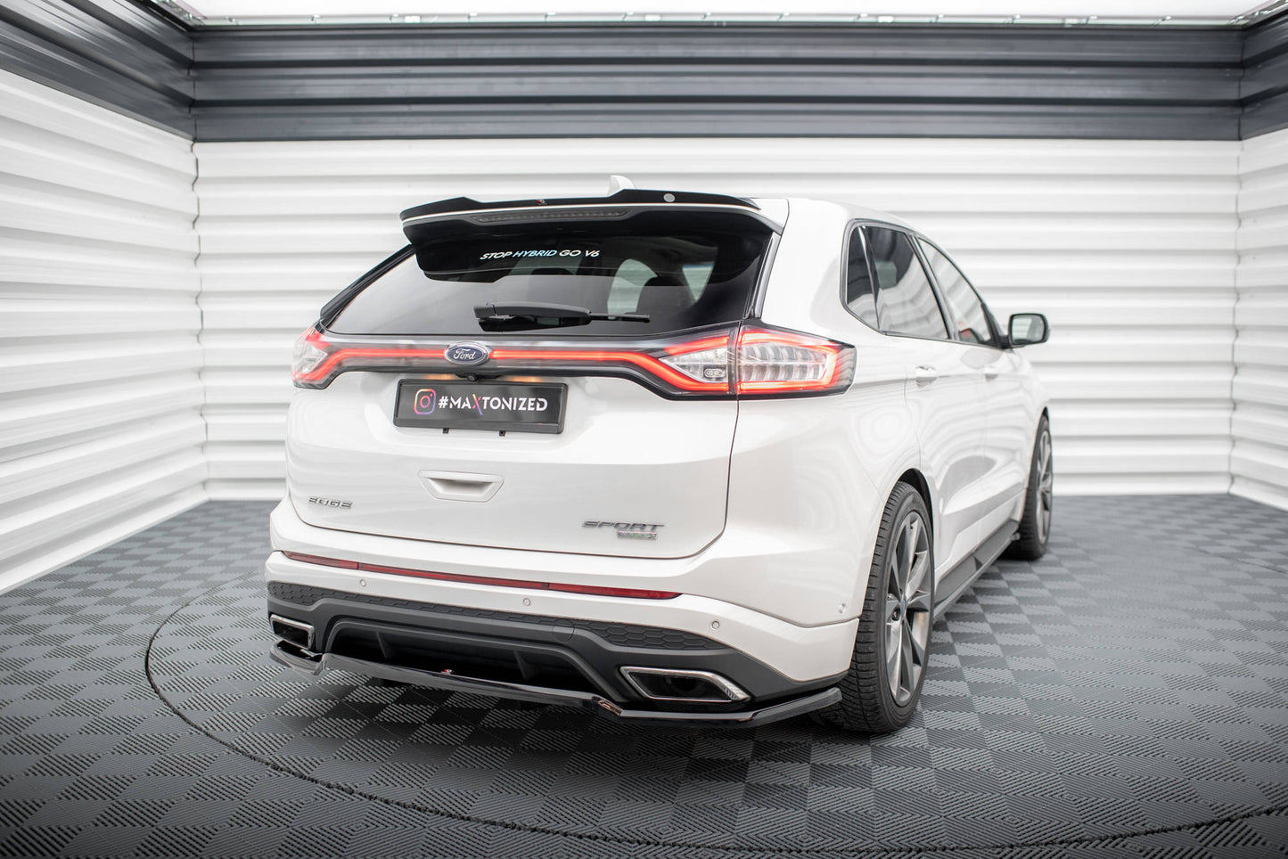 Maxton Mittlerer Diffusor Heck Ansatz DTM Look für Ford Edge Sport Mk2 schwarz Hochglanz