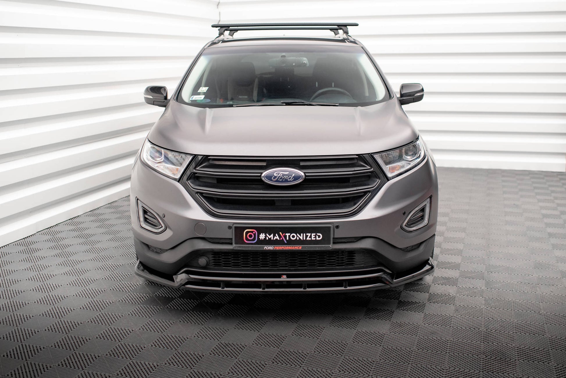 Maxton Front Ansatz für Ford Edge Mk2 schwarz Hochglanz
