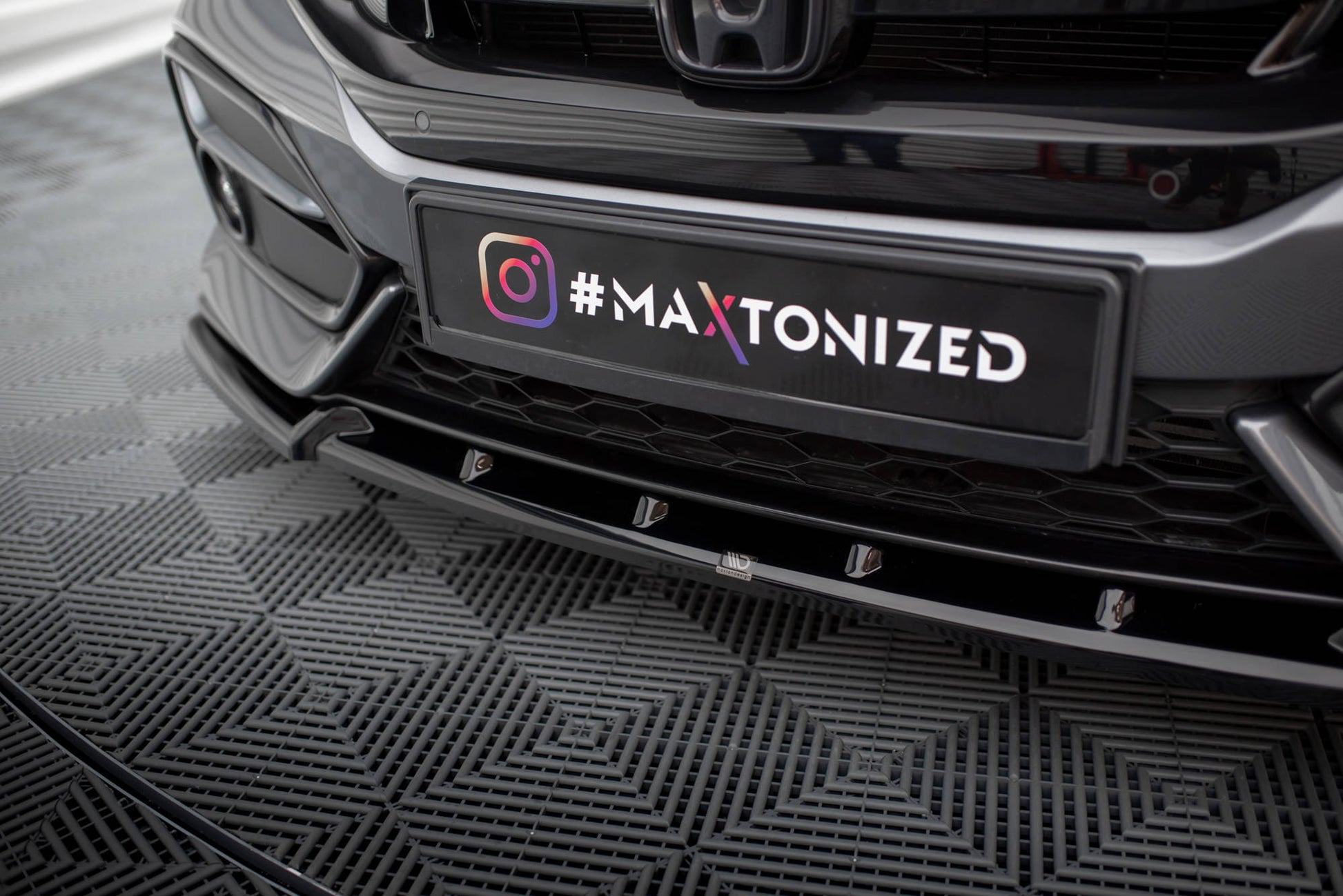 Maxton Front Ansatz für Honda Civic Sport Mk 10 schwarz Hochglanz