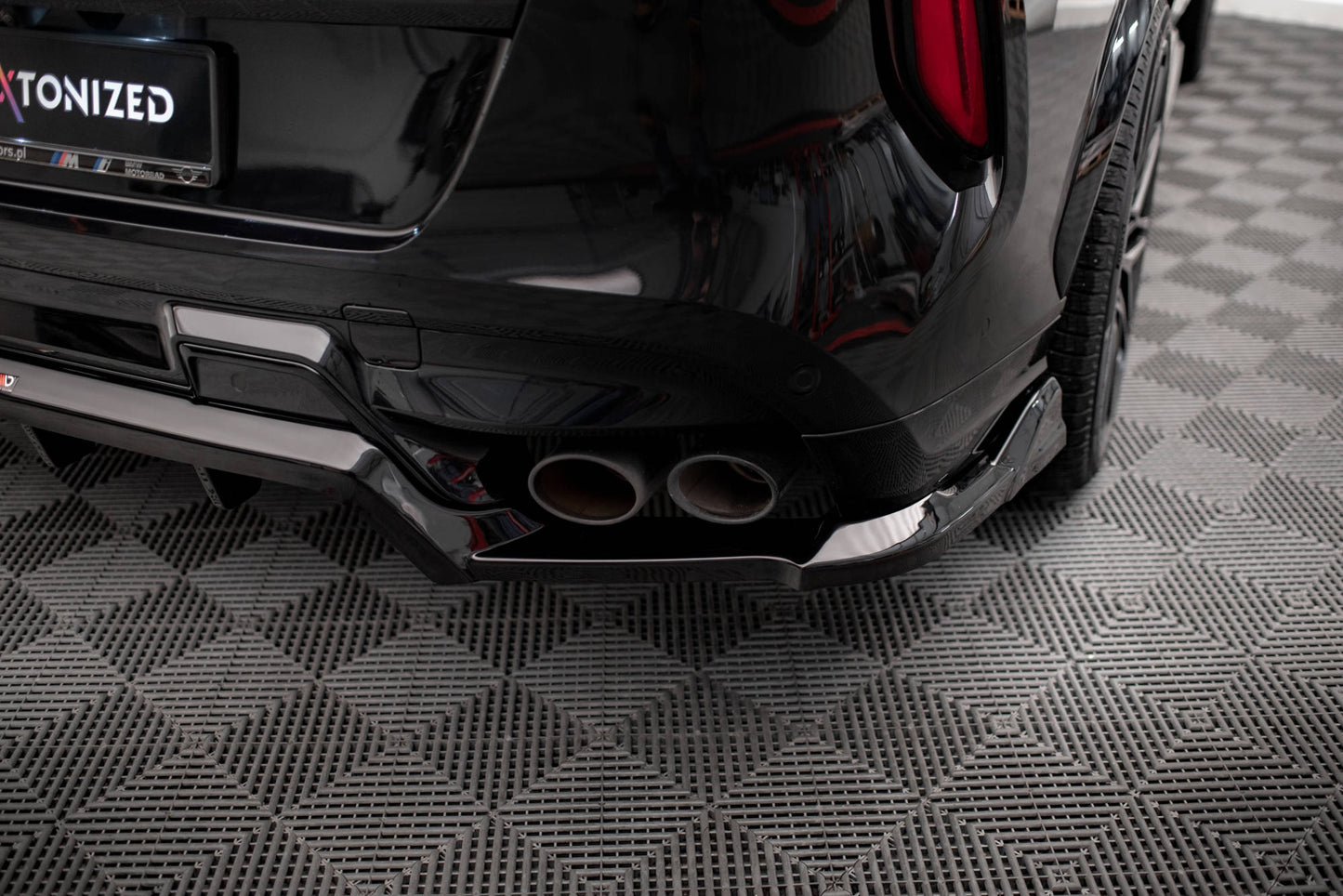 Maxton Mittlerer Diffusor Heck Ansatz DTM Look für BMW X6 M F96 schwarz Hochglanz