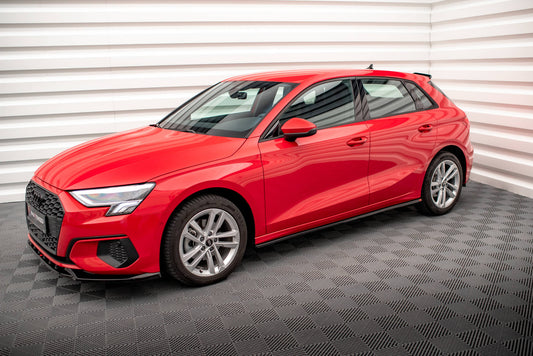 Maxton Seitenschweller Ansatz für Audi A3 8Y Carbon Look