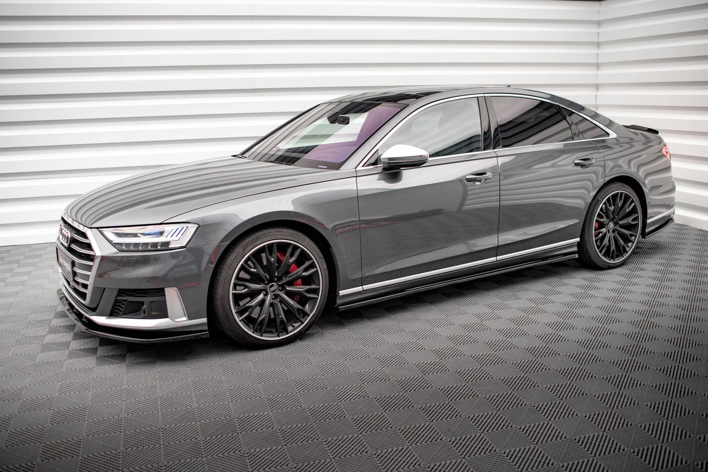 Maxton Seitenschweller Ansatz für Audi S8 / A8 S-Line D5 schwarz Hochglanz