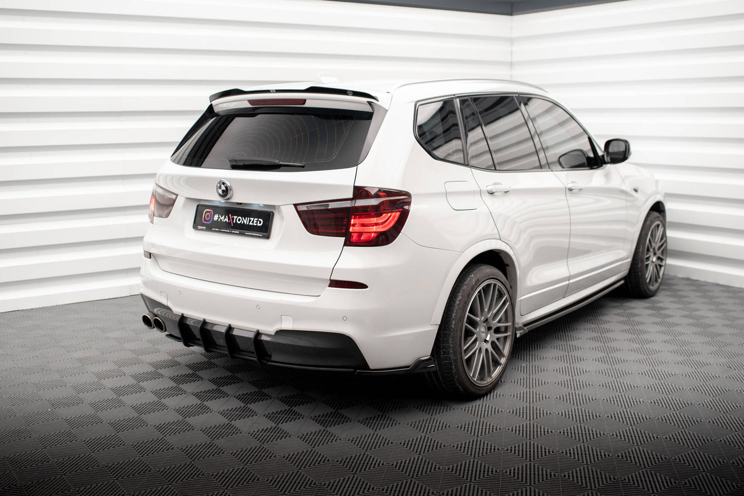 Maxton Spoiler CAP für BMW X3 M-Paket F25 schwarz Hochglanz