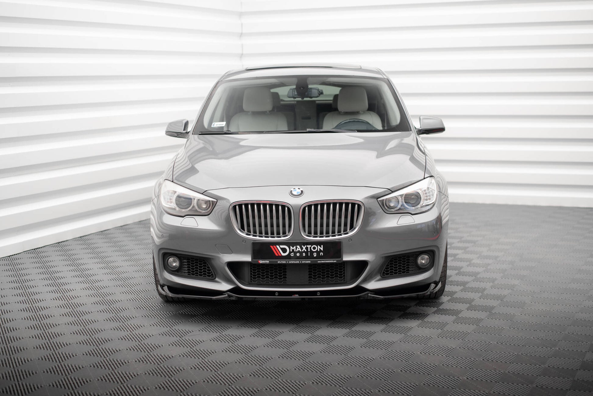 Maxton Front Ansatz für BMW 5er GT M-Paket F07 schwarz Hochglanz