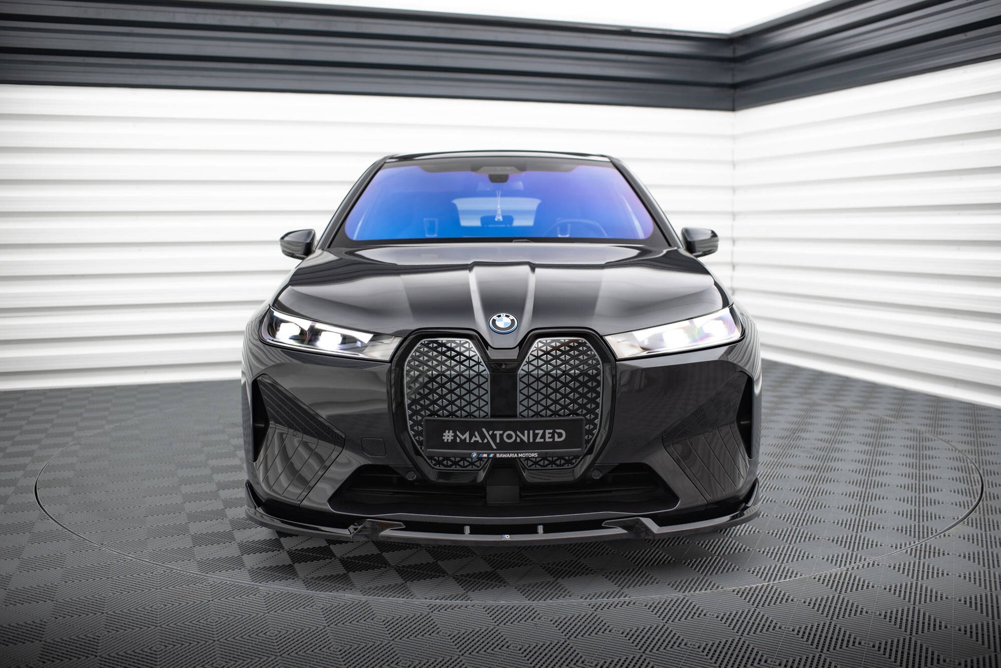 Maxton Front Ansatz V.1 für BMW iX M-Paket i20 schwarz Hochglanz