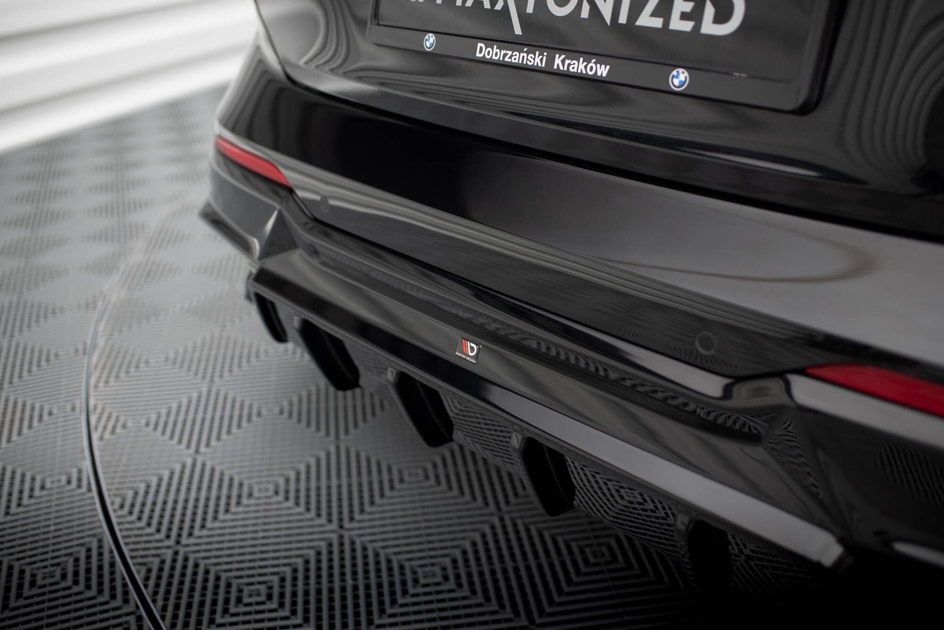 Maxton Diffusor Heck Ansatz für BMW 2 G42 schwarz Hochglanz