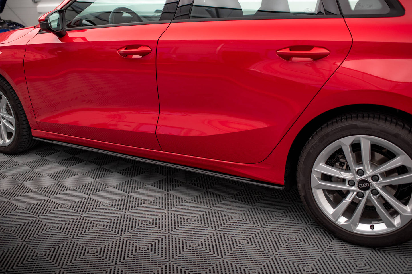 Maxton Street Pro Seitenschweller Ansatz für Audi A3 8Y